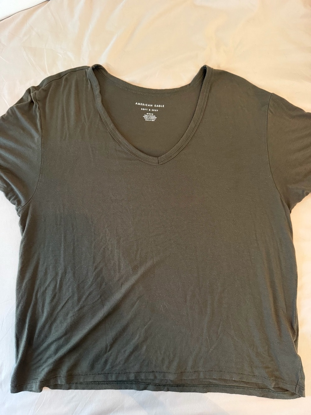 American Eagle Outfitters Olive Green V-Neck Short Sleeve Tee